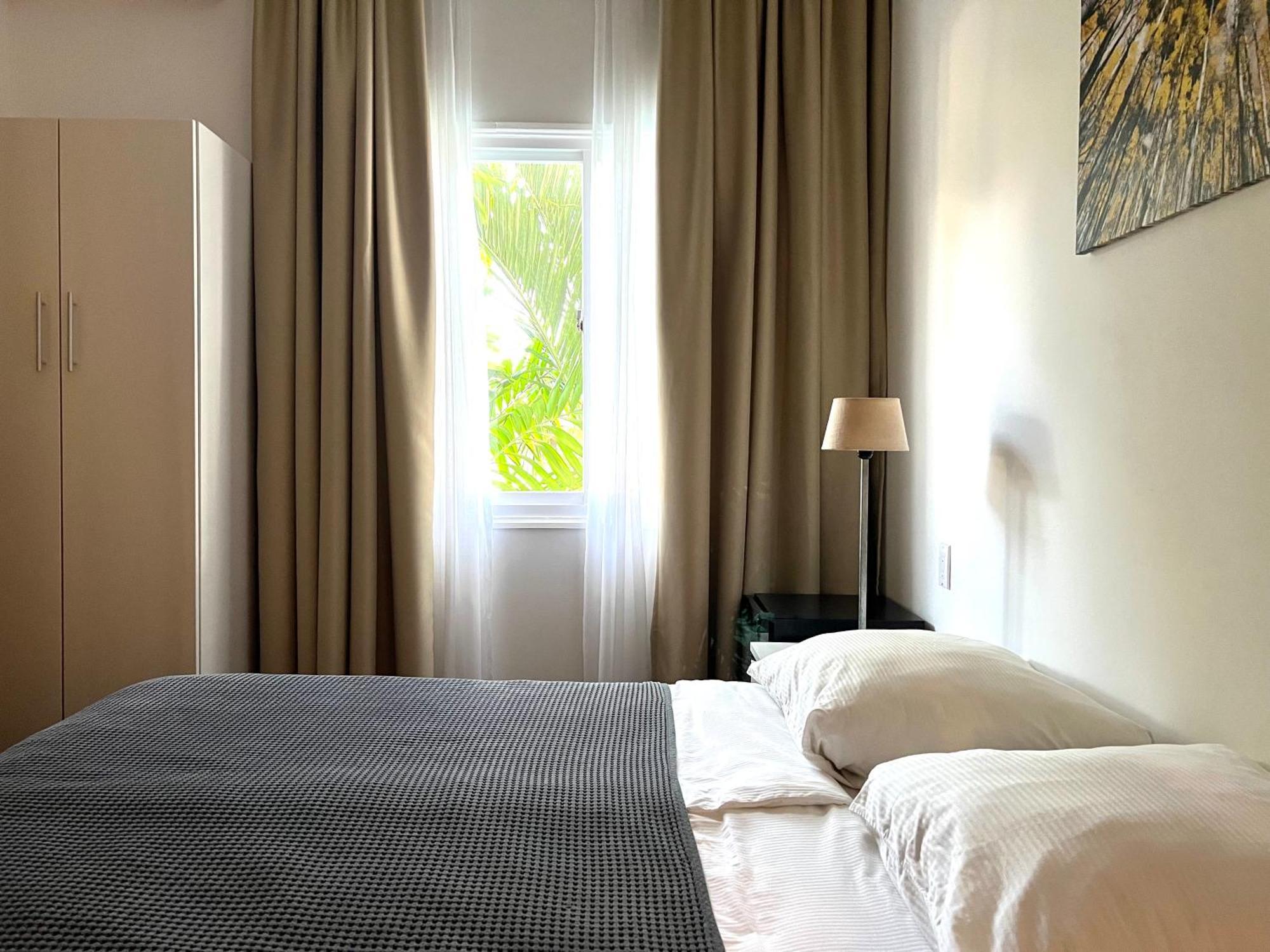 Villa Famiri Boutique Hotel ปารามารีโบ ภายนอก รูปภาพ