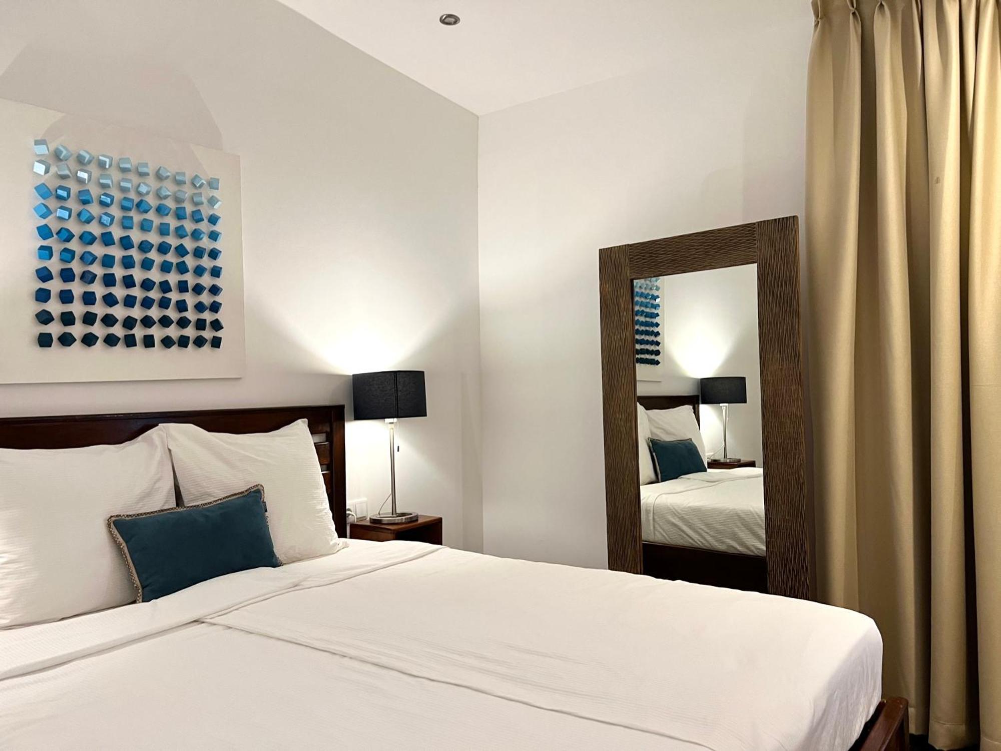 Villa Famiri Boutique Hotel ปารามารีโบ ภายนอก รูปภาพ
