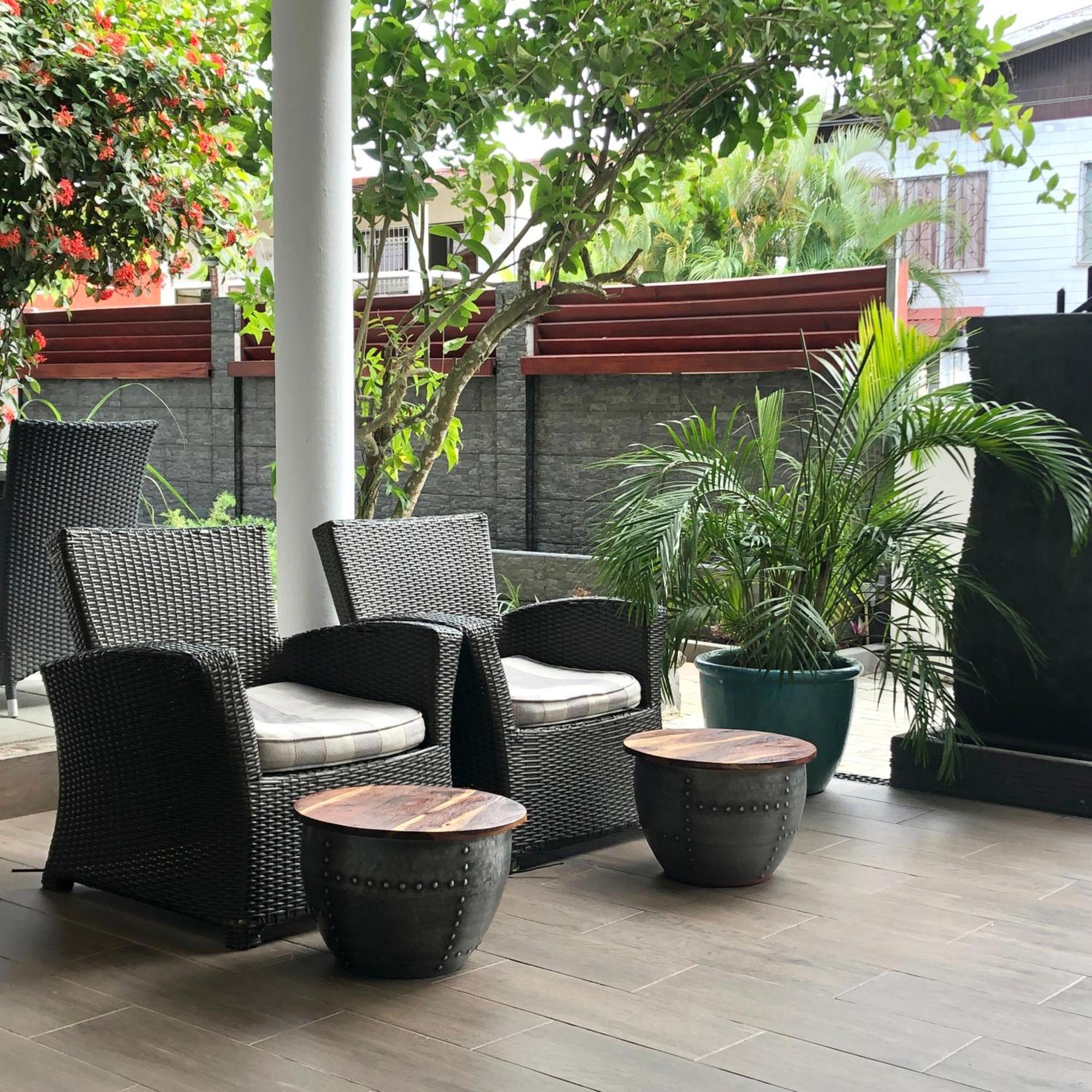 Villa Famiri Boutique Hotel ปารามารีโบ ภายนอก รูปภาพ