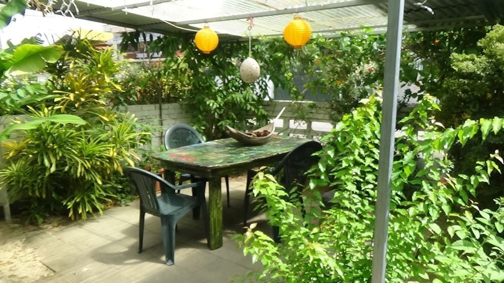 Villa Famiri Boutique Hotel ปารามารีโบ ภายนอก รูปภาพ