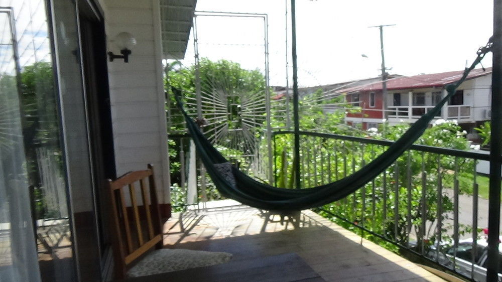 Villa Famiri Boutique Hotel ปารามารีโบ ภายนอก รูปภาพ